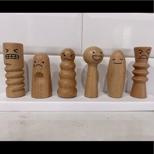 Wooden Emotion Peg Dolls Set play therapy